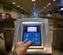 Se pueden realizar varias compras consecutivas de hasta 9.000 pesos cada una mediante canales electrónicos  y acreditar el total  (Fuente: NA) (Fuente: NA) (Fuente: NA)