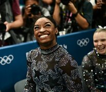 Es que durante la jornada, todas las miradas en un repleto Arena Bercy estaban puestas en Biles (Fuente: AFP) (Fuente: AFP) (Fuente: AFP)