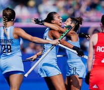 Las Leonas golearon a Gran Bretaña y esperan rival en cuartos de final