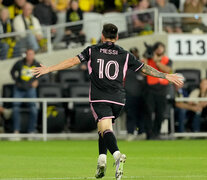 Messi anotó dos golazos y sumó un nuevo trofeo (Fuente: AFP) (Fuente: AFP) (Fuente: AFP)