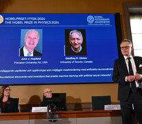 John Hopfield y Geoffrey Hinton, dos padres de la IA. (Fuente: AFP) (Fuente: AFP) (Fuente: AFP)