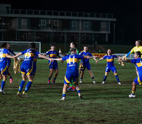 El festejo de Las Gladiadoras tras el pase a semifinales. (Fuente: Foto Prensa Boca) (Fuente: Foto Prensa Boca) (Fuente: Foto Prensa Boca)