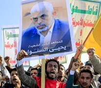 Simpatizantes de Sinwar se manifiestan en Saná, capital de Yemen. (Fuente: AFP) (Fuente: AFP) (Fuente: AFP)