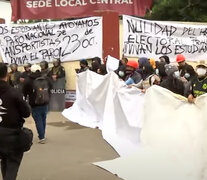 La elección de las autoridades universitarias fue suspendida hasta nuevo aviso (Fuente: Capturas de video) (Fuente: Capturas de video) (Fuente: Capturas de video)