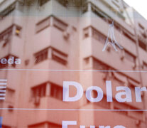 El dólar terminó en 46,47 pesos, con una tasa de interés otra vez en alza.