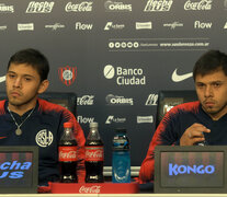 Angel y Oscar ya se pusieron la ropa de San Lorenzo.