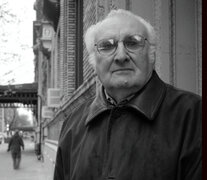 Davidovsky vivía en Nueva York desde los años 60. En 1971 obtuvo el premio Pulitzer. 