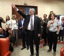 Alberto Fernández, esta mañana, en la antesala del Salón Constitucional del Congreso de los Diputados de España. (Fuente: EFE/Kiko Huesca) (Fuente: EFE/Kiko Huesca) (Fuente: EFE/Kiko Huesca)