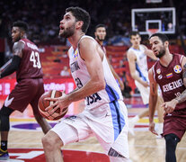 Patricio Garino, uno de los puntos altos de la Selección. (Fuente: FIBA) (Fuente: FIBA) (Fuente: FIBA)