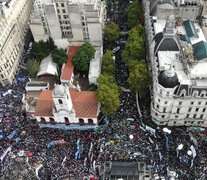 “Los argentinos somos todos populistas”, indica el politólogo Rubén Manasés Achdjian. (Fuente: Télam) (Fuente: Télam) (Fuente: Télam)