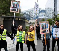 El grupo de los descolgadores de retratos de Macron denuncia “el vacío de la política climática y social”. (Fuente: AFP) (Fuente: AFP) (Fuente: AFP)