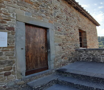 La casa natal de Leonardo da Vin ci, una construcción de piedra de un sólo piso; hoy funciona como museo, 