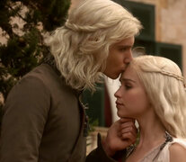 Viserys y Daenerys Targaryen, en la primera temporada de GoT.