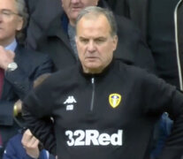 El DT rosarino Marcelo Bielsa. (Fuente: Imagen de TV) (Fuente: Imagen de TV) (Fuente: Imagen de TV)