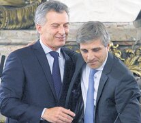 Mauricio Macri y Luis Caputo, dos referentes del oficialismo con firmas offshore a su nombre.