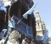 La concentración de los municipales fue masiva. (Fuente: Sebastián Granata) (Fuente: Sebastián Granata) (Fuente: Sebastián Granata)