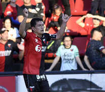 El Pulga Rodríguez, goleador de Colón de Santa Fe. (Fuente: Fotobaires) (Fuente: Fotobaires) (Fuente: Fotobaires)