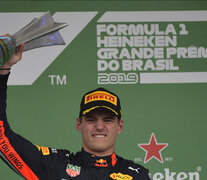 Max Verstappen, en lo más alto del podio en Interlagos, Brasil.  (Fuente: AFP) (Fuente: AFP) (Fuente: AFP)