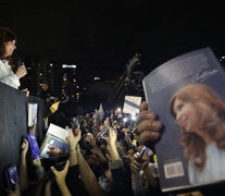 Cristina Fernández de Kirchner, en la presentación de su libro (Fuente: Joaquín Salguero) (Fuente: Joaquín Salguero) (Fuente: Joaquín Salguero)