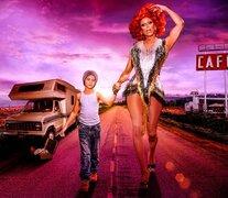 La serie de comedia AJ and the Queen, sobre las giras de la icónica drag queen RuPaul, ya está disponible a Netflix.