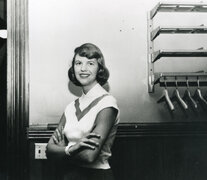 Un retrato de Sylvia Plath en su juventud