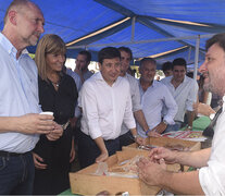 Las autoridades visitaron un mercado en Empalme Graneros.  (Fuente: Sebastián Granata) (Fuente: Sebastián Granata) (Fuente: Sebastián Granata)