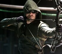 Arrow concluirá su lluvia de flechas y de crossovers con el universo DC este 13/2, con el final de su octava temporada.