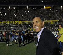Miguel Russo, feliz tras la obtención de la Superliga. (Fuente: Twitter Boca Juniors) (Fuente: Twitter Boca Juniors) (Fuente: Twitter Boca Juniors)