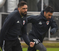 Pratto y Scocco se movieron con normalidad.