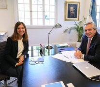 Fernanda Raverta junto al presidente Alberto Fernández.  (Fuente: NA) (Fuente: NA) (Fuente: NA)