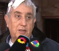 Mario Díaz, dueño de &amp;quot;Capitán del Espacio&amp;quot;, en entrevista con los medios.