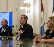 El intendente Javkin junto con Sonia Martorano y Leonardo Caruana. (Fuente: Andres Macera) (Fuente: Andres Macera) (Fuente: Andres Macera)