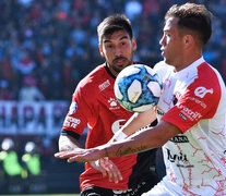 Patronato se llevó un gran triunfo de Santa Fe, ante Colón. (Fuente: Télam) (Fuente: Télam) (Fuente: Télam)