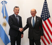 El presidente Mauricio Macri junto al secretario de Comercio de Estados Unidos, Wilbur Ross.