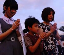 A las nuevas generaciones se les pidió no olvidar la tragedia atómica.  (Fuente: EFE) (Fuente: EFE) (Fuente: EFE)