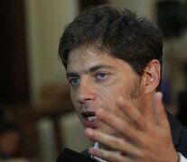 Tras la inauguración de la sede, Kicillof presentó su libro &amp;quot;Radiografía de la provincia de Buenos Aires&amp;quot; en la Facultad de Psicología platense.