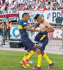 Tevez y Centurión, de festejo en el Monumental. Boca ganó 4-2. (Fuente: Fotobaires)