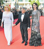 Polanski, su mujer Emmanuelle Seigner y Eva Green ayer en la alfombra roja del Festival de Cannes. (Fuente: AFP)