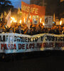 La marcha de antorchas partió desde Tribunales hasta la sede de gobernación. (Fuente: Alberto Gentilcore)