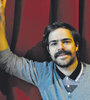 Peter Lanzani está por estrenar en TV Un gallo para Esculapio.