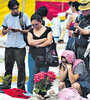 Entre los escombros, los homenajes a las víctimas del terremoto. (Fuente: AFP)