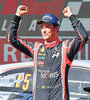 Neuville y su copiloto Gilsoul festejan en Australia. (Fuente: AFP)