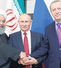 De izq. a der.: los presidentes Hassan Rohani (Irán), Vladimir Putin (Rusia) y Recep Tayyip Erdogan (Turquía). (Fuente: AFP)