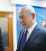 Si los investigadores prueban que Netanyahu pidió regalos, a cambio de favores podría ser procesado por fraude.