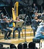 En el Centro Cultural Kirchner, Bollani presentó su Concerto Azzurro, junto a la óptima Orquesta Sin Fin.