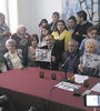 En la conferencia de prensa realizada en Abuelas de Plaza de Mayo estuvieron Ismael y Camilo y su tío Ramón. (Fuente: Kala Moreno Parra)