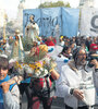 La gente llegó a la Plaza mayormente viajando en tren desde el conurbano hasta las terminales de Once, Constitución y Retiro. (Fuente: Joaquín Salguero)