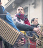 La música en la calle puede ser denunciada anónimamente como “ruidos molestos”.