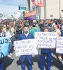 El abrazo al ex ministerio que quedó bajo el control de Carolina Stanley. (Fuente: NA)