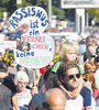 Miles de personas marcharon ayer en Berlín en contra del racismo y a favor de la inclusión.